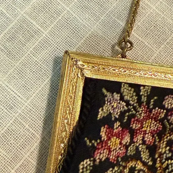 Vintage Petit Point Evening Bag β’ Ornate Clasp β’ Floral Front β’ 8.5β Wide - Picture 7 of 13